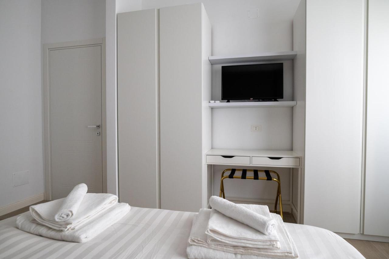 Gabri Guest House Bari Exterior photo